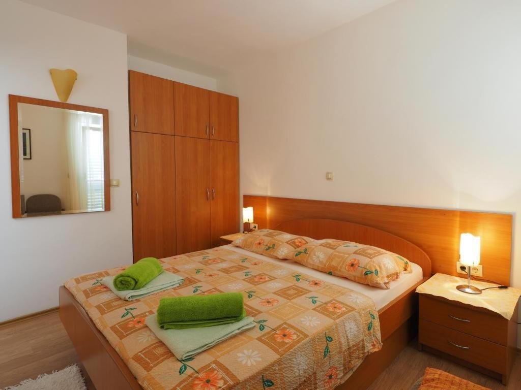 Apartments & Room Eva Слано Екстериор снимка